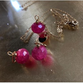 Ruby set, earrings and chain with pendant. Steel/gold