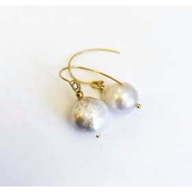 Baroque 2,5 cm perle øreringe . Stål/guld