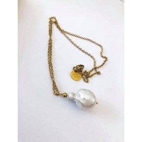 Large 2.5 cm baroque pearl necklace, surgical steel in gold