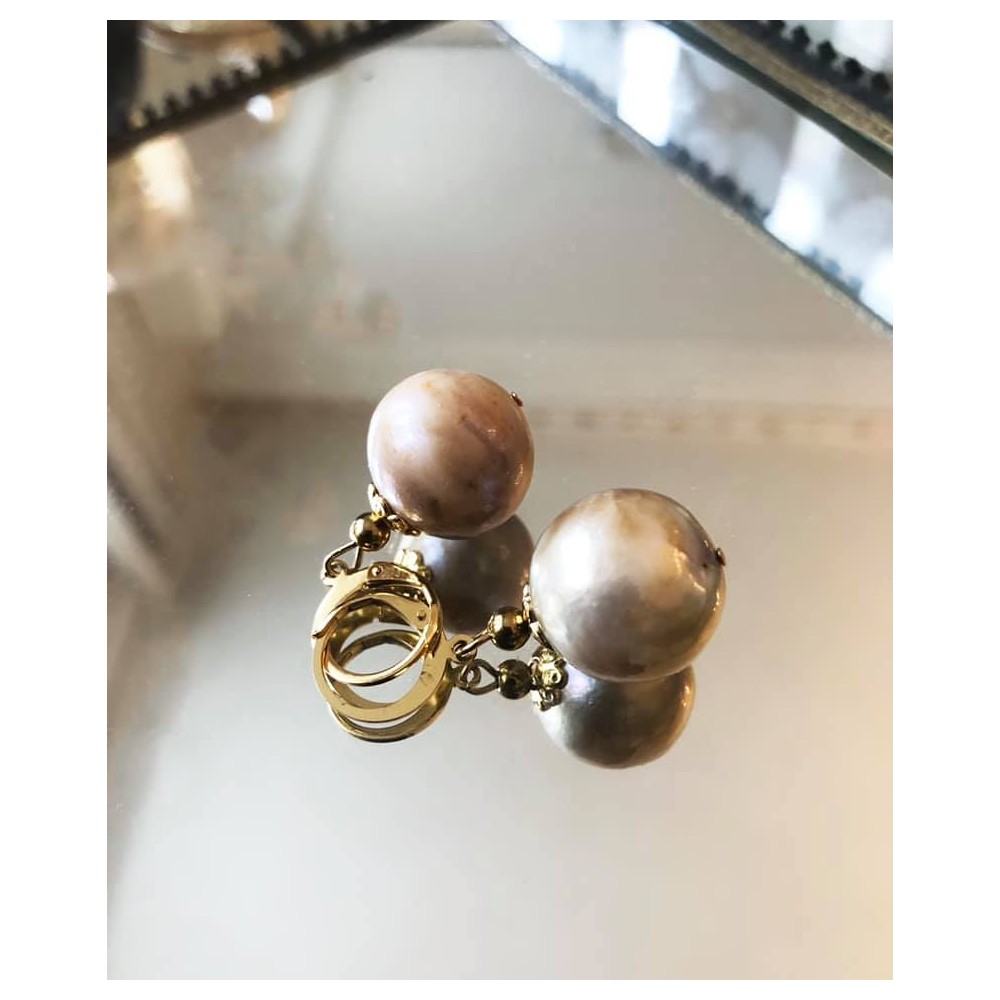 Store baroque 1,8 mm perler. Lilla øreringe. Stål/guld