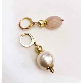 Øreringe med rosa kvarts og south sea shell perle. Stål/guld